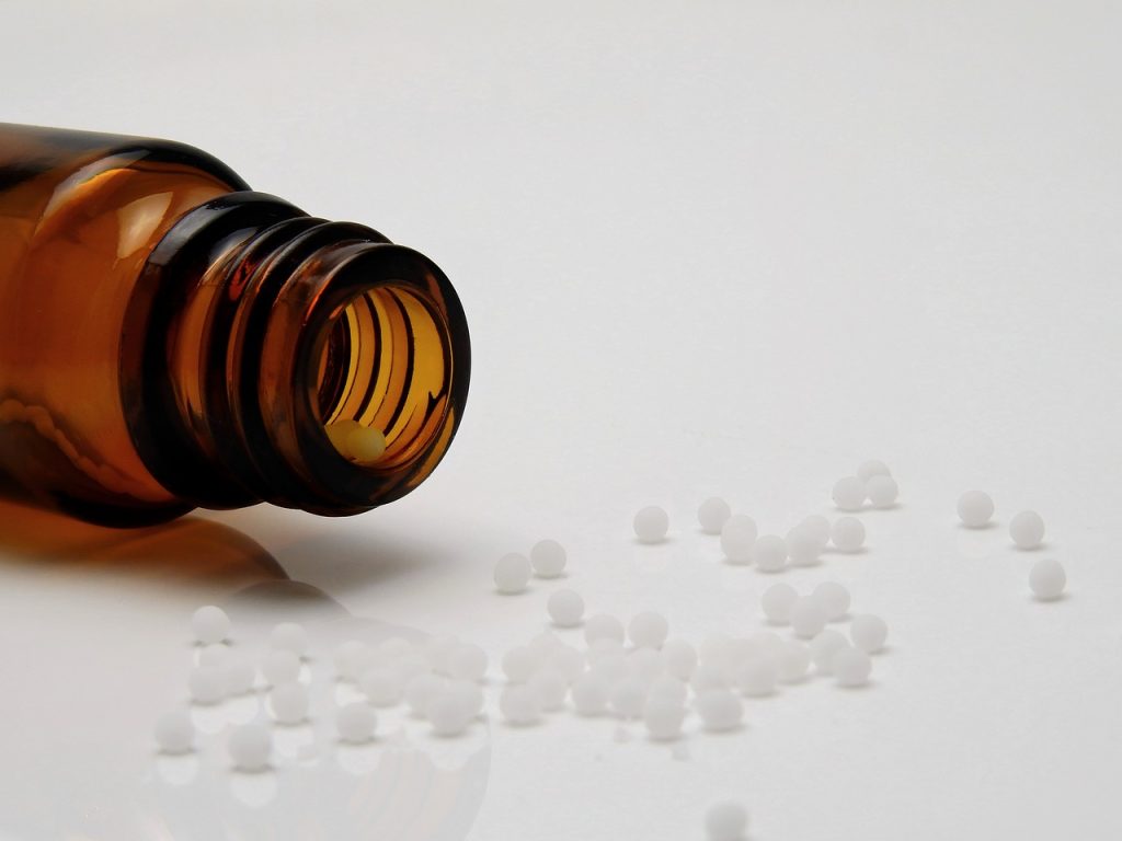 medicine-1572970_1280